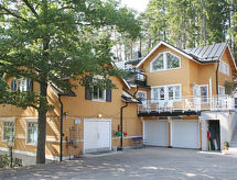 Lomatalo Lövkulla