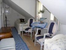 Lomatalo Lövkulla