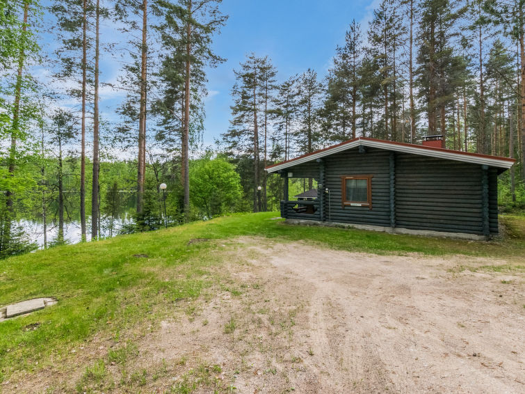Aan het meer: Rustgevend vakantiehuis met sauna in Heinävesi in Heinävesi