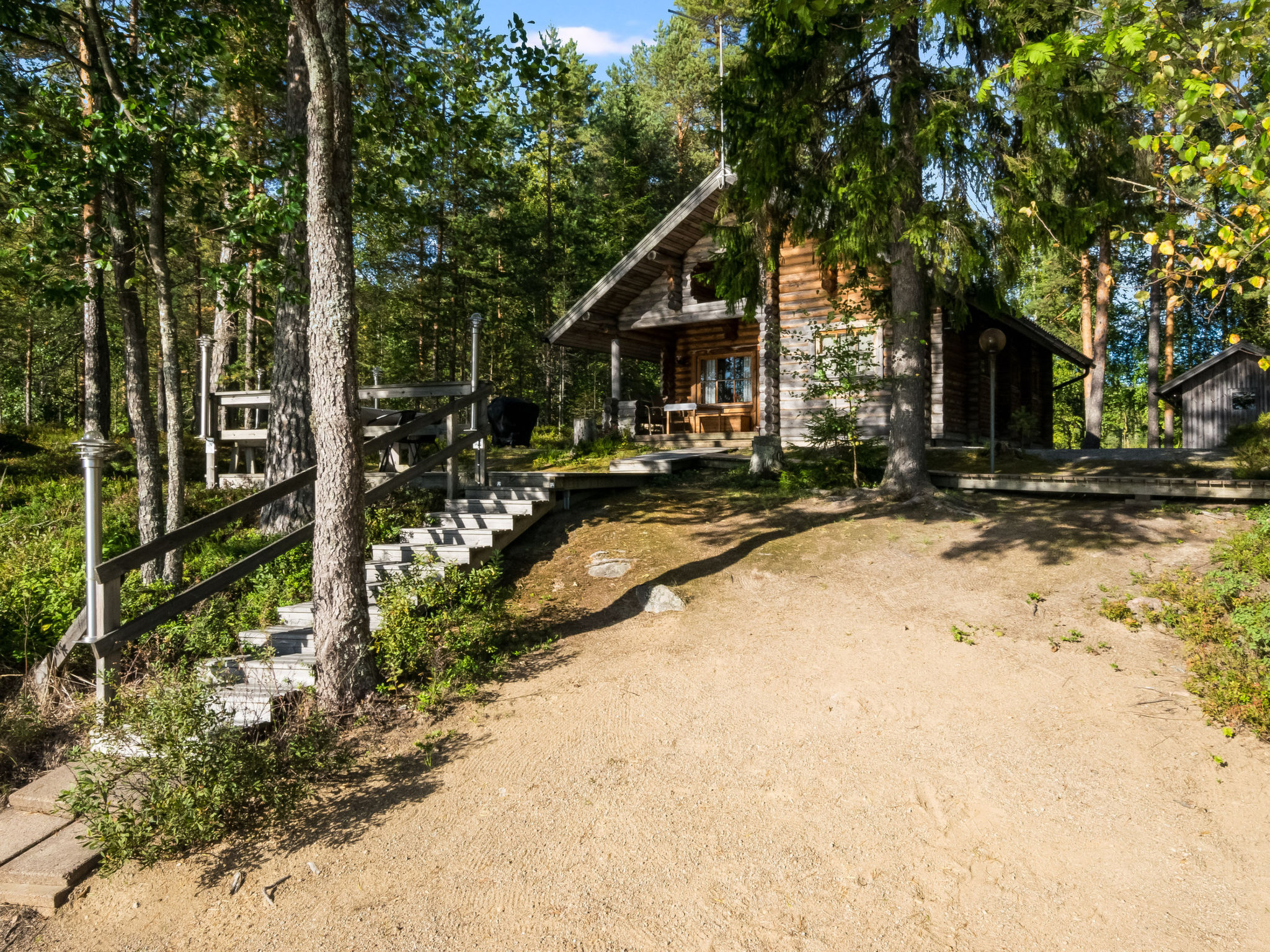 Mökinniemi - Inside