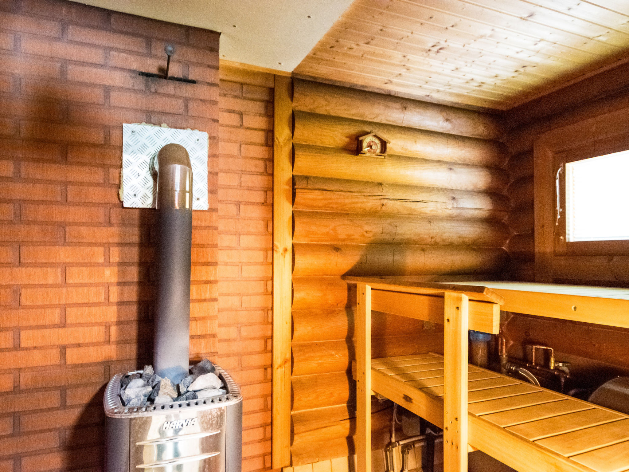 Mökinniemi - Inside