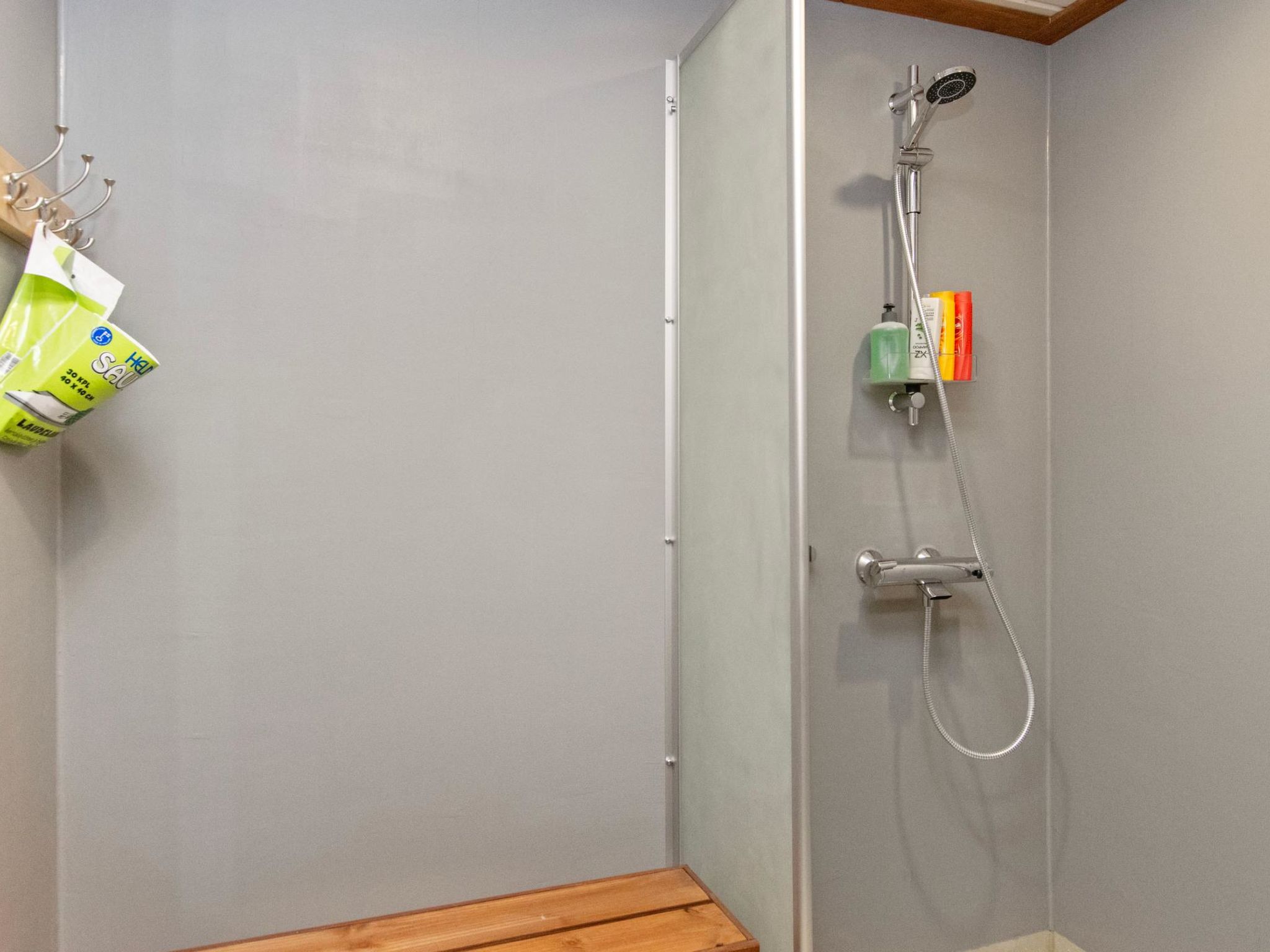 Kaislajärven huvila-Binnen