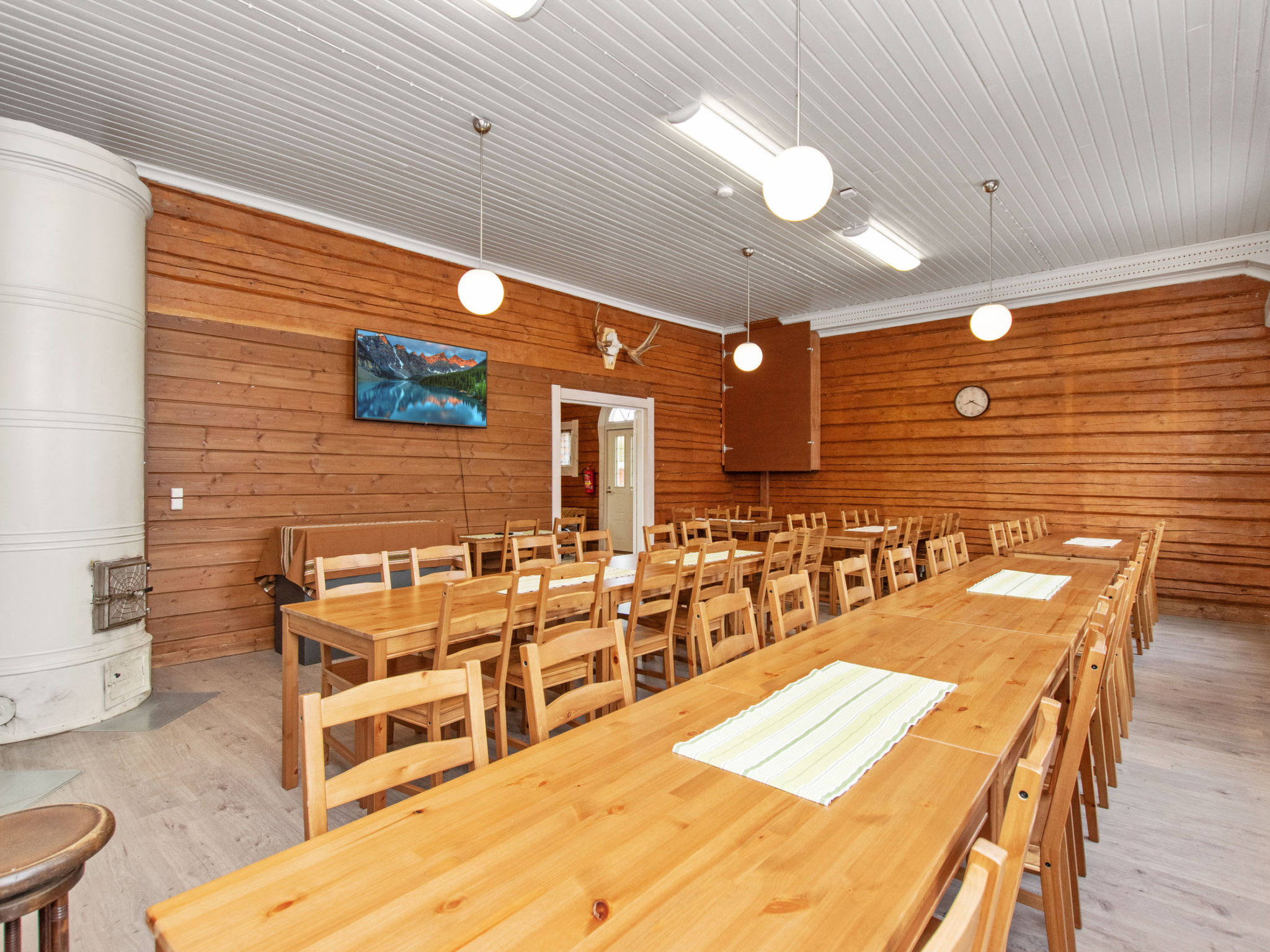 Kaislajärven huvila - Binnen