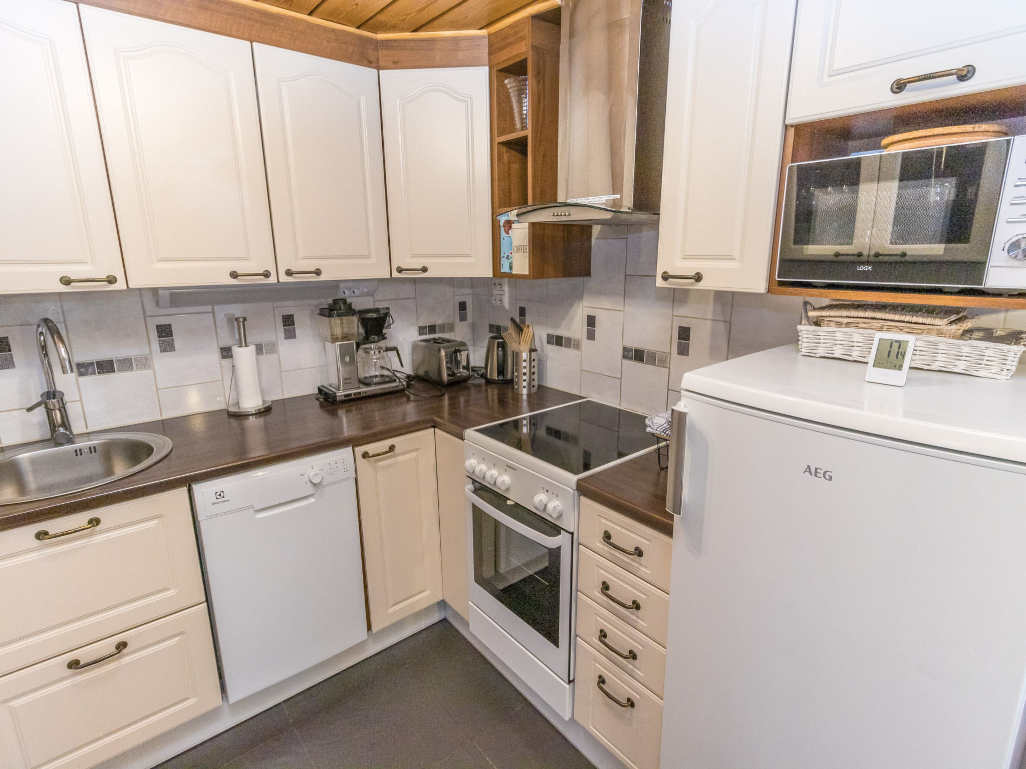 Villa hyppykallio-Inside