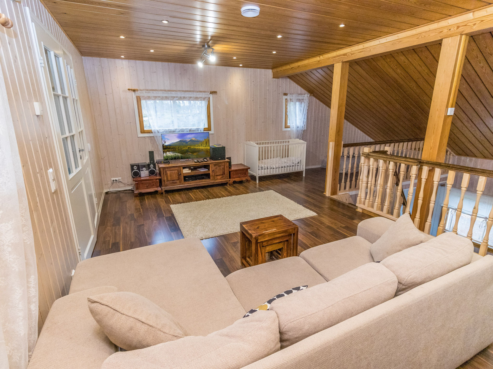 Villa hyppykallio-Inside