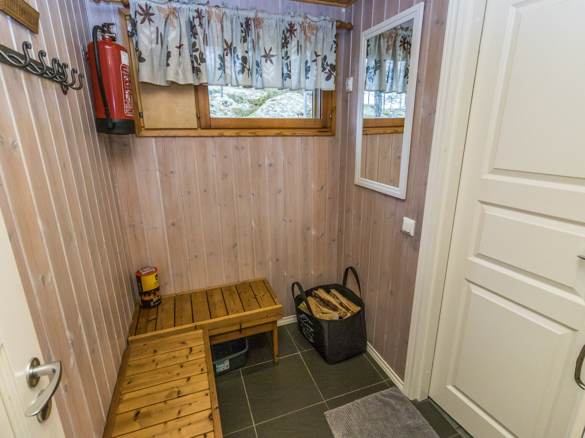 Villa hyppykallio-Inside