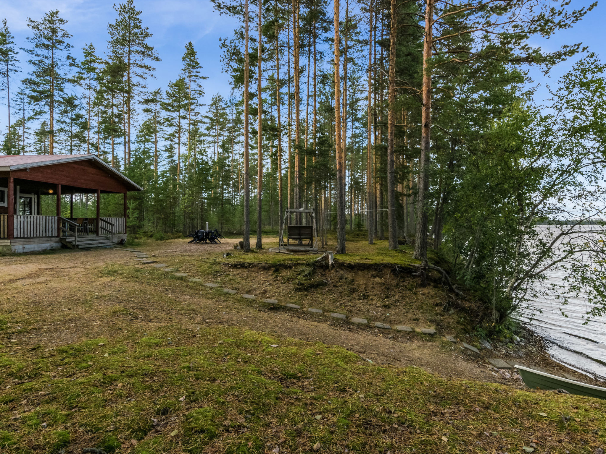 Mäntyniemi - Drinnen