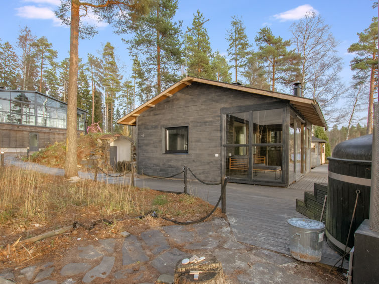 8-persoons vakantiehuis aan het meer in Mäntyharju met sauna in Mäntyharju