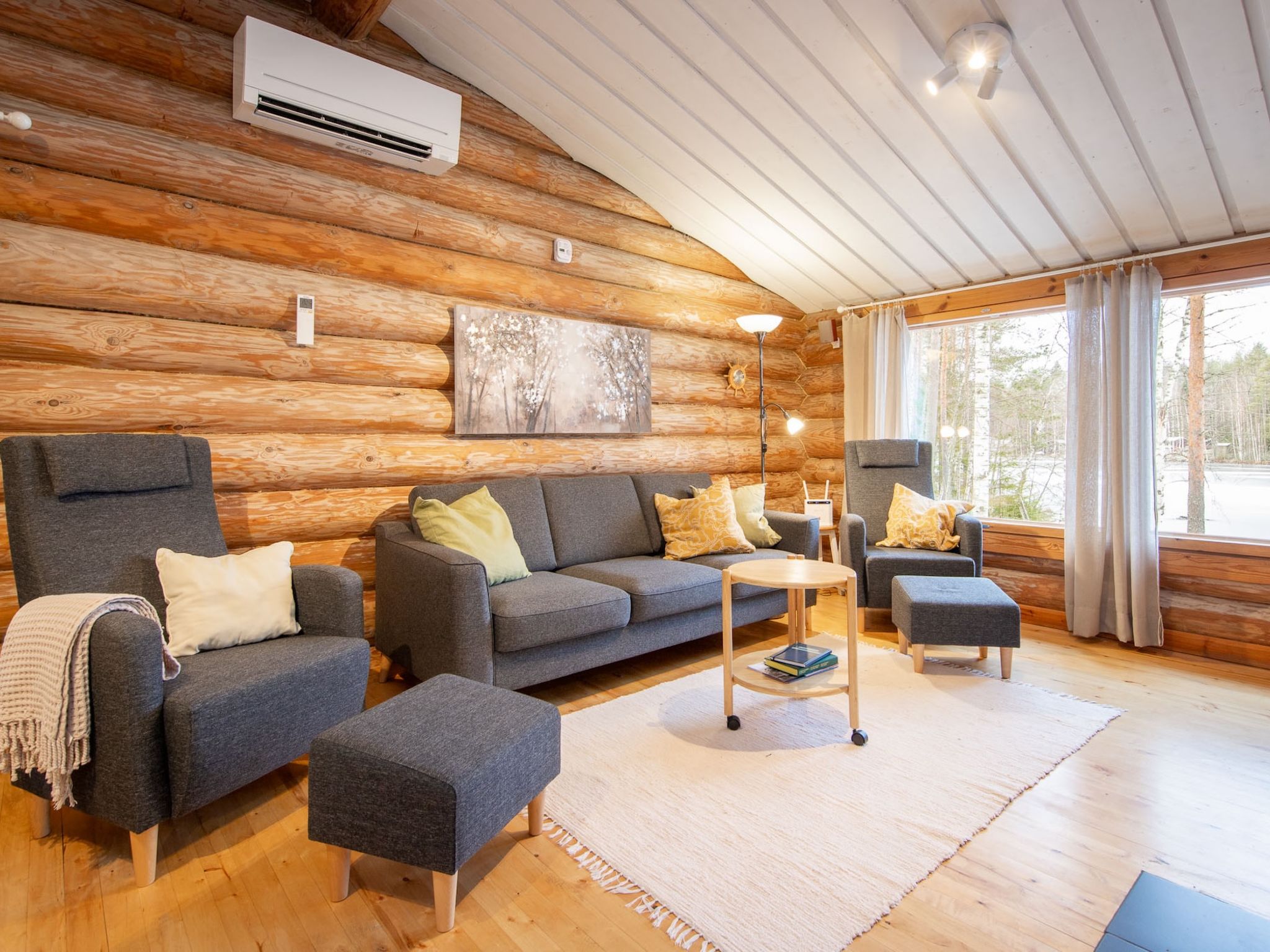 Papanmökki - Inside