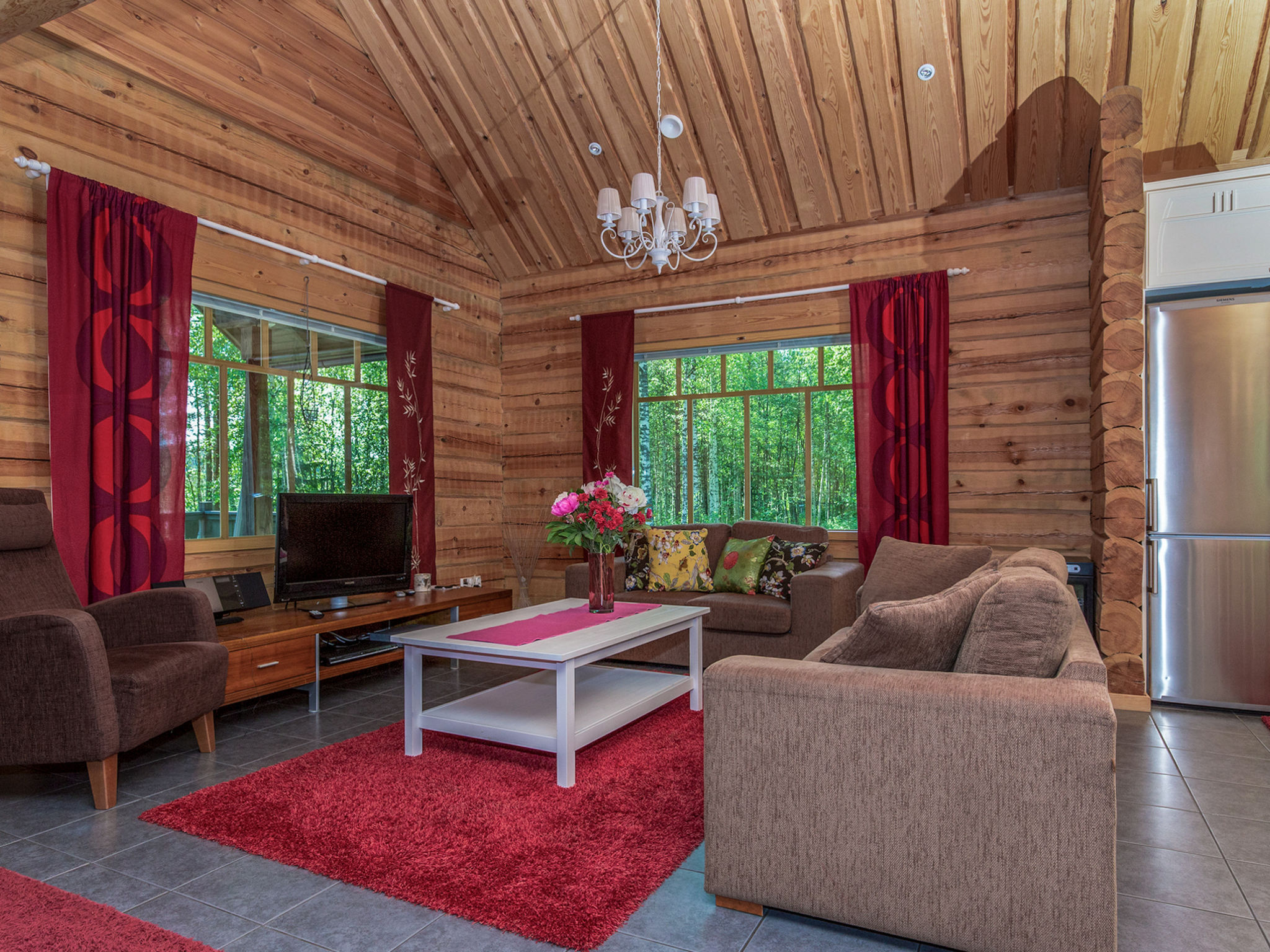 Koivuniemen rouva - Drinnen