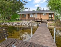 Hiekkaranta: Fins vakantiehuis direct aan meer met zandstrand en sauna - thumbnail 1