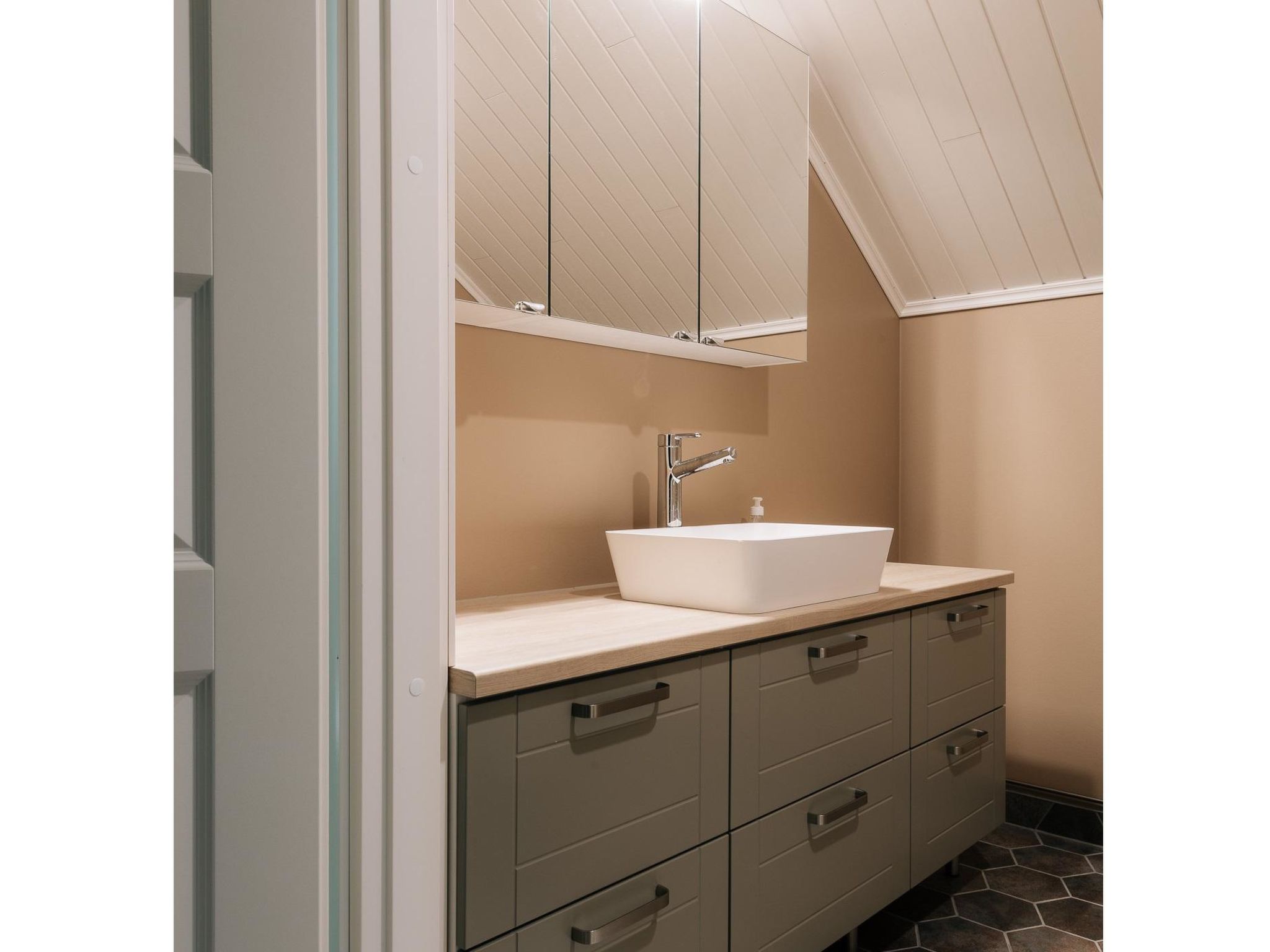 Maalaistalo sipilä-Binnen