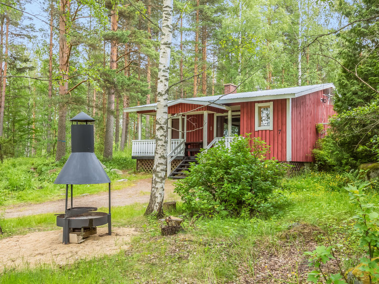 Aan het meer: Sfeervol vakantiehuis Ahven in Punkaharju in Punkaharju