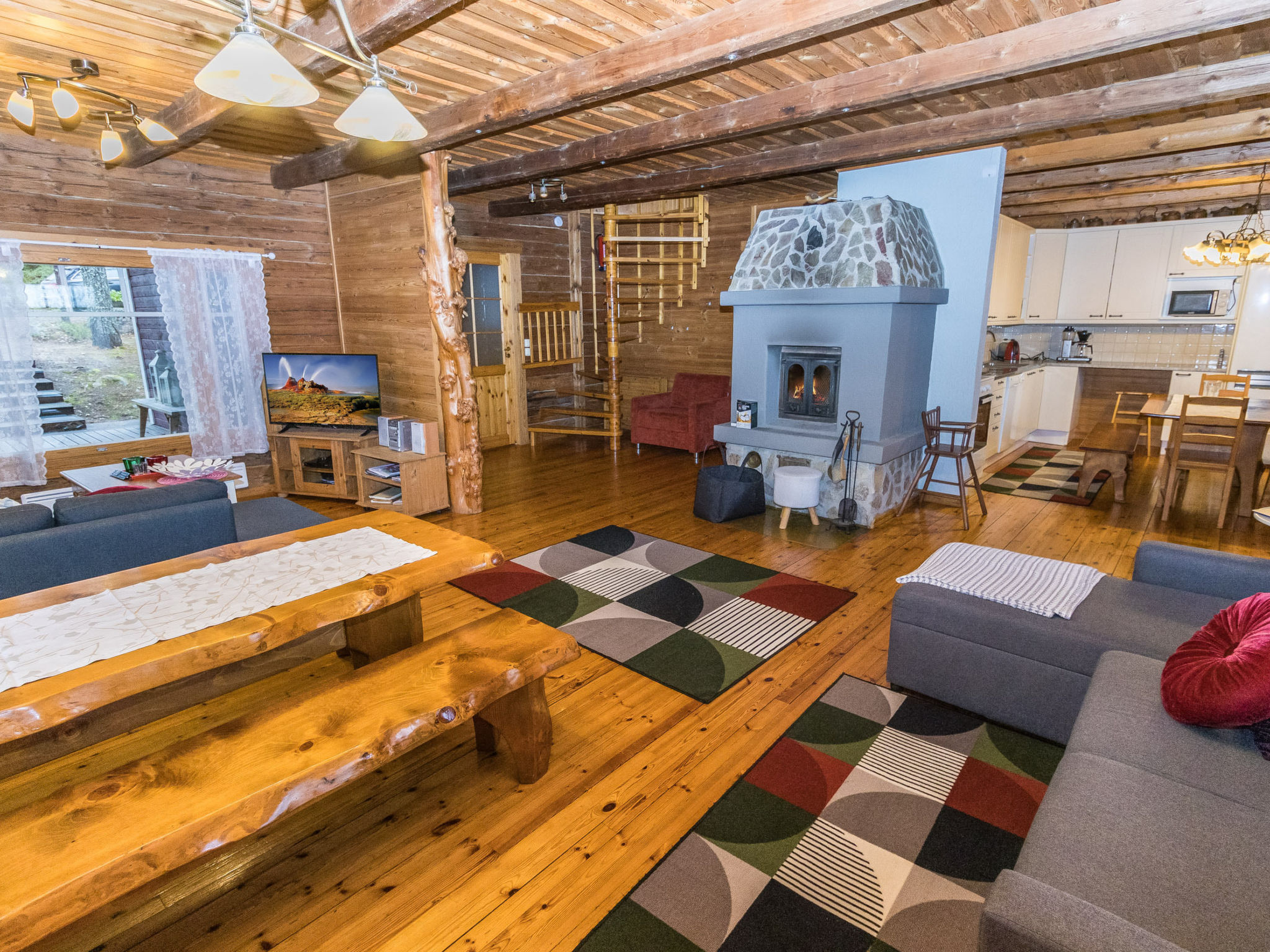 Villa huvikalliola-Inside