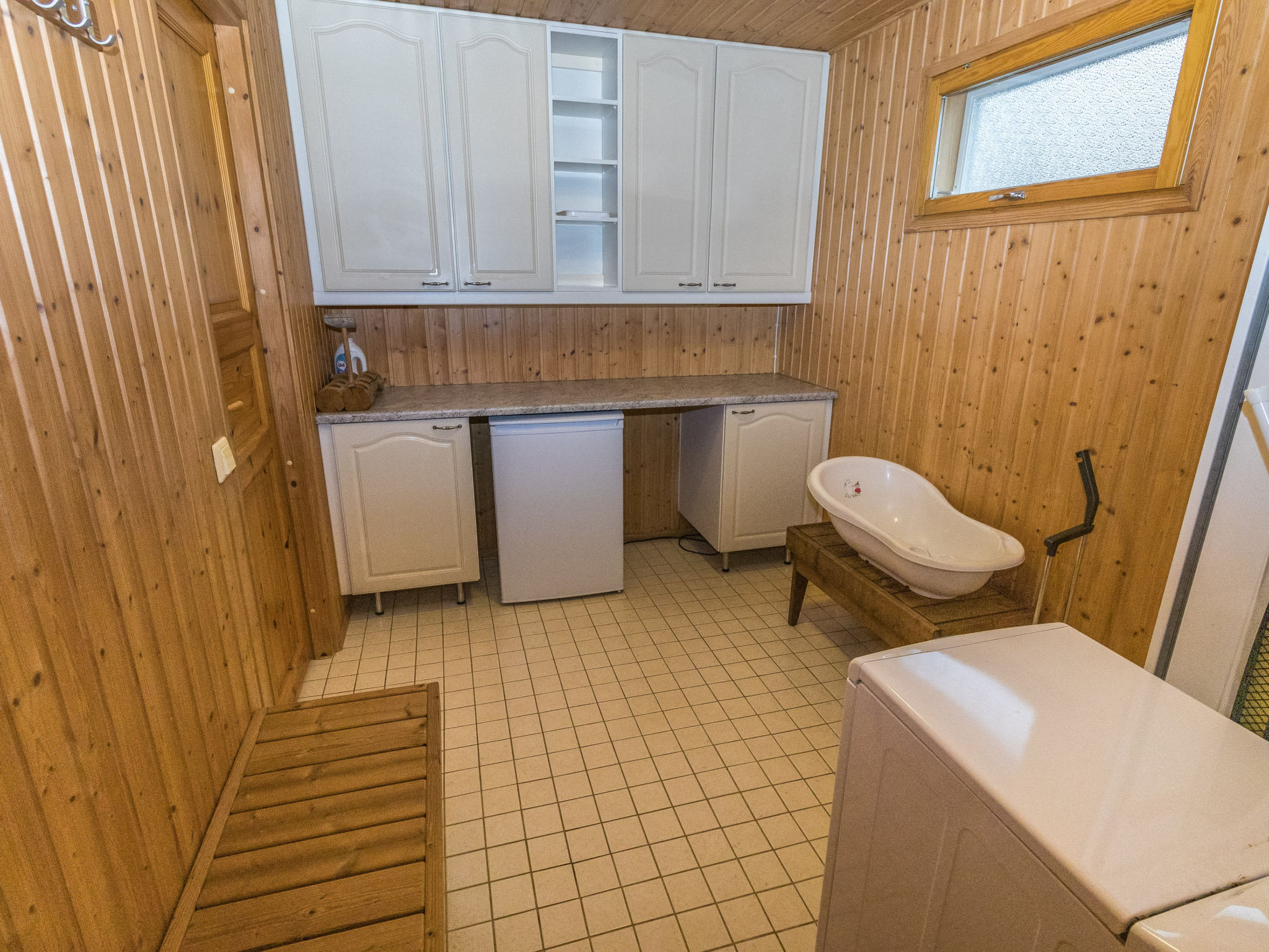 Villa huvikalliola-Inside