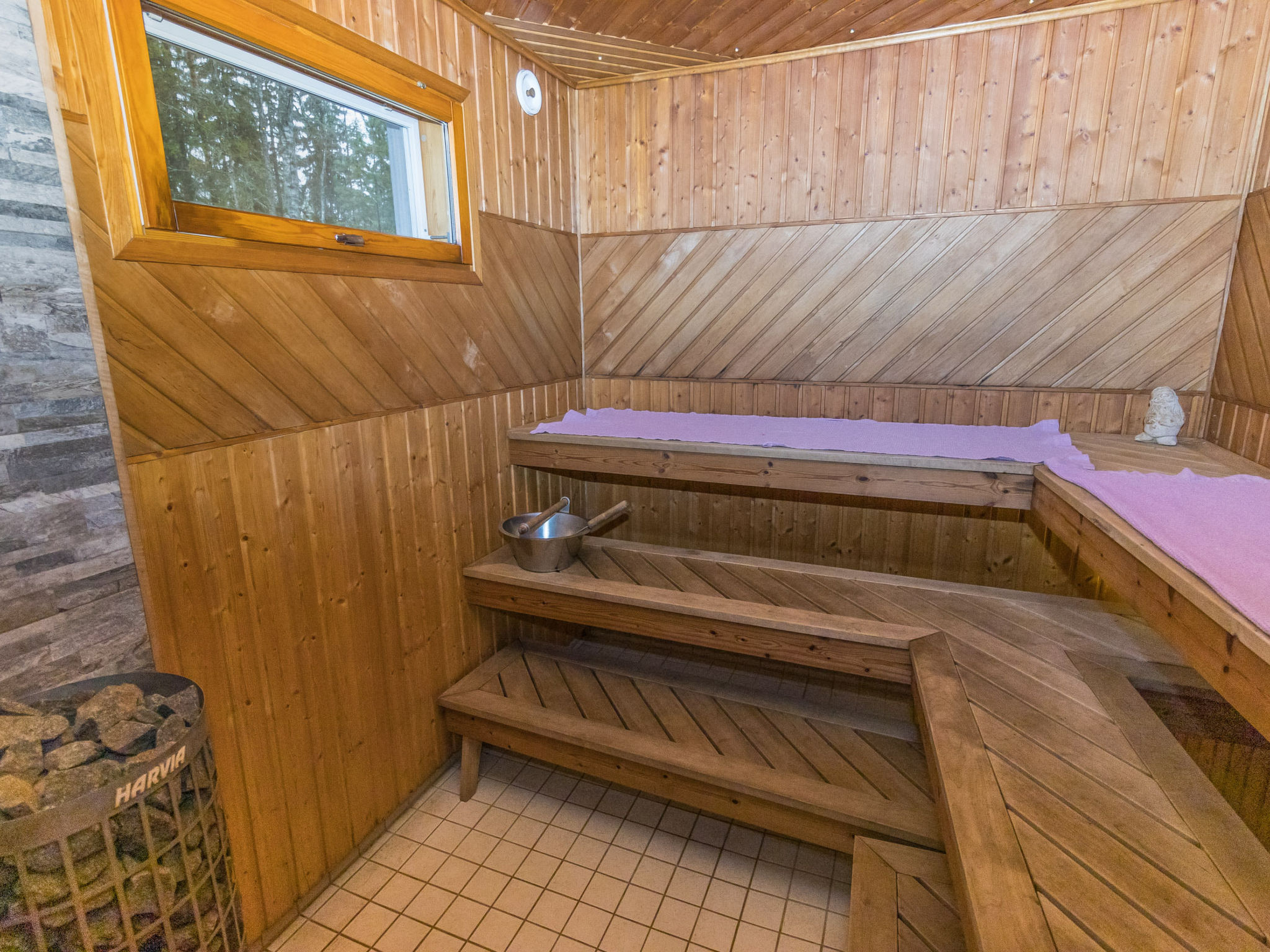 Villa huvikalliola-Inside