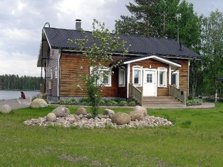 8-persoons vakantiehuis met sauna aan het meer in Äänekoski in Äänekoski