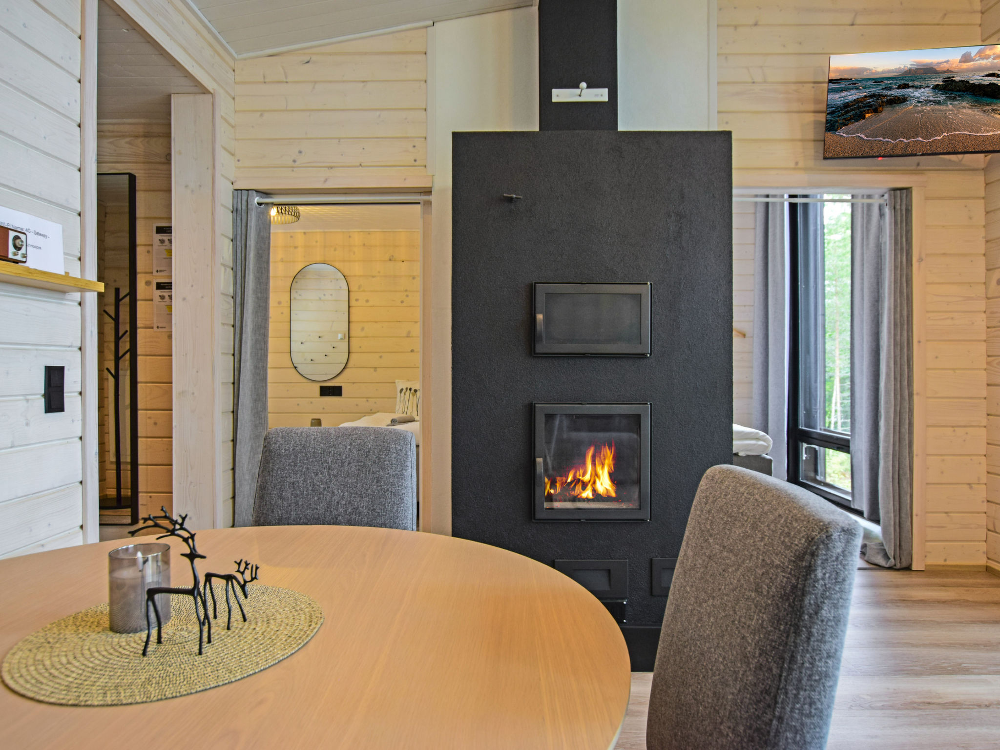 Jäkälänkallion ranta - Inside