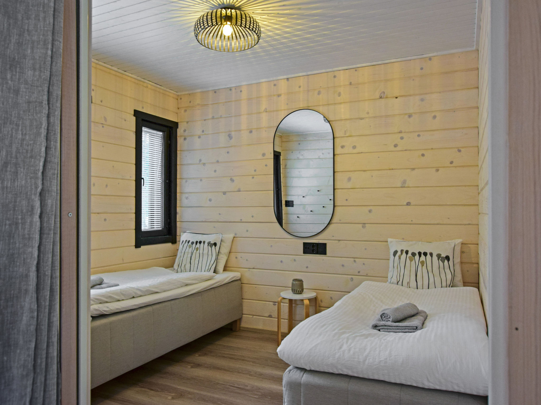 Jäkälänkallion ranta - Inside