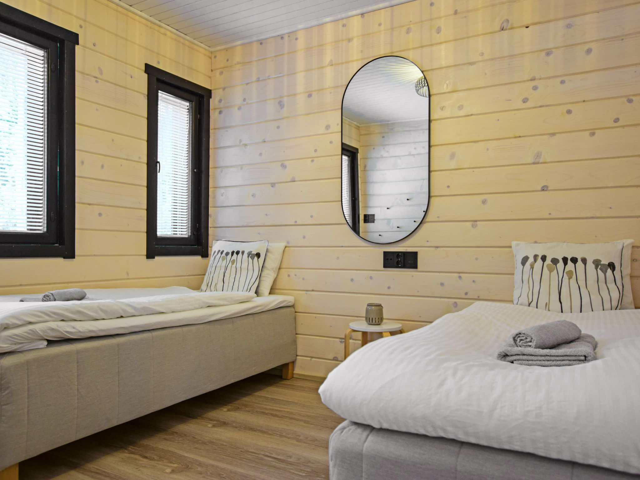Jäkälänkallion ranta - Inside