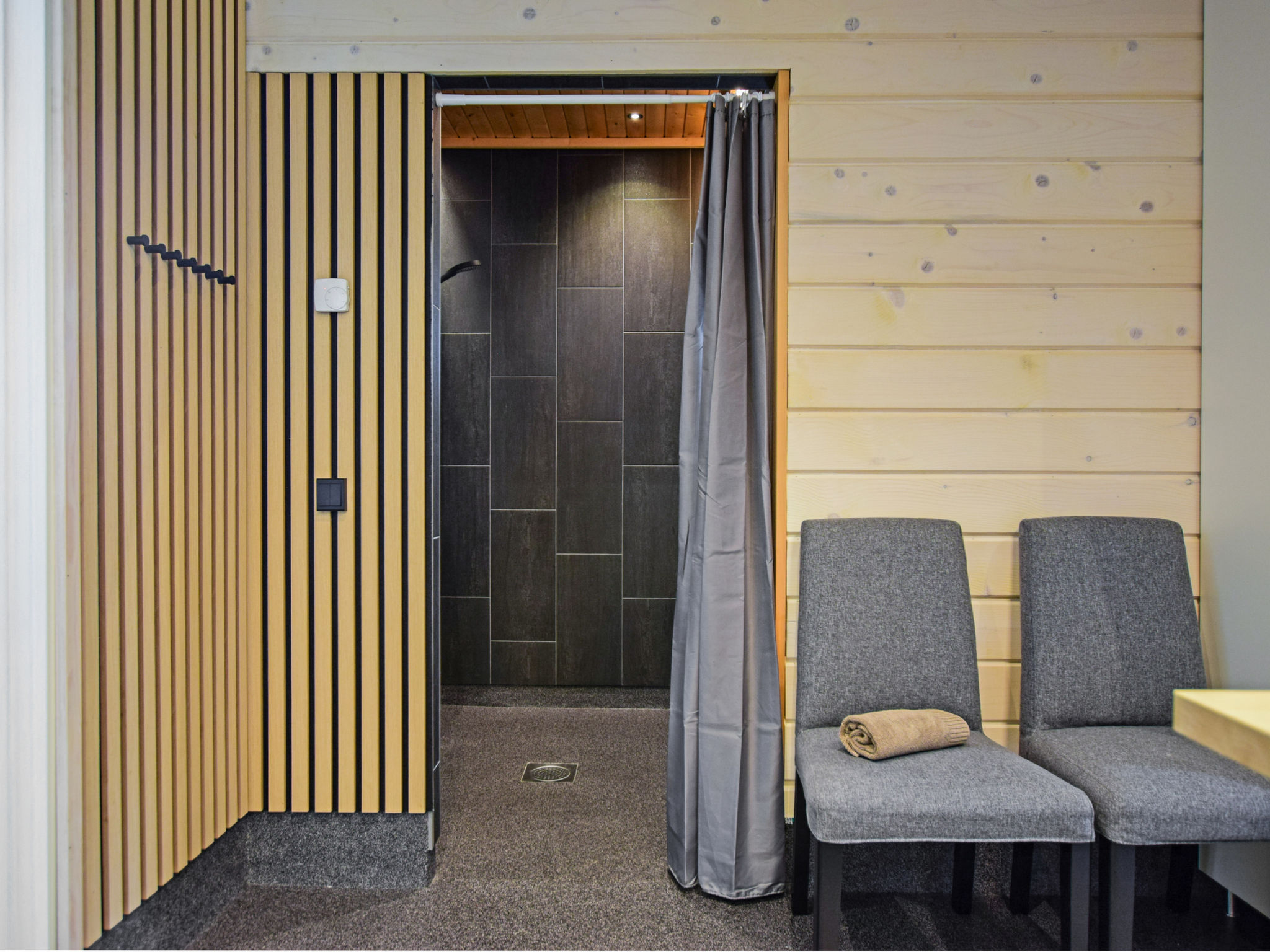 Jäkälänkallion ranta - Inside