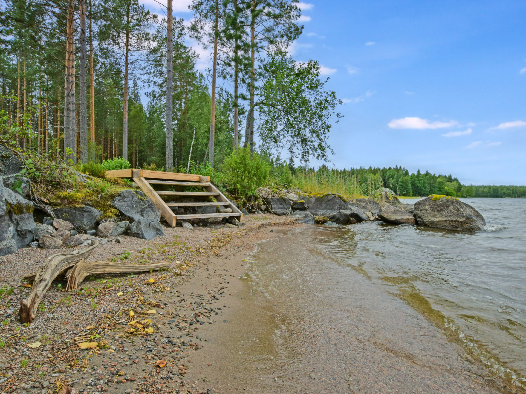 Jäkälänkallion ranta - Inside