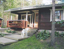 Knusse Finse blokhut aan meer Kankarisvesi met sauna en eigen steiger - thumbnail 1
