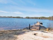 Lomatalo Metsäpirtti
