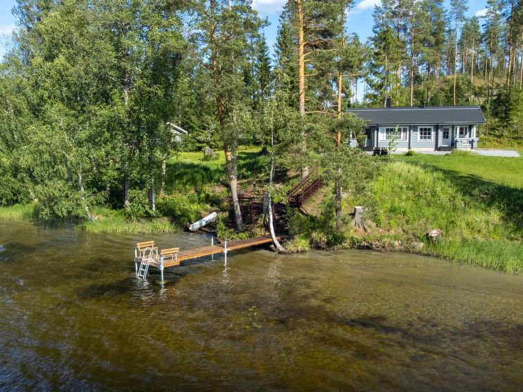 Aan het meer: Rustiek vakantiehuis Iltarusko in Joutsa in Joutsa