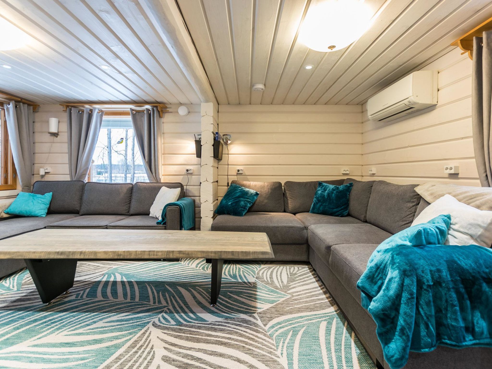 Villa tintinmaja-Inside