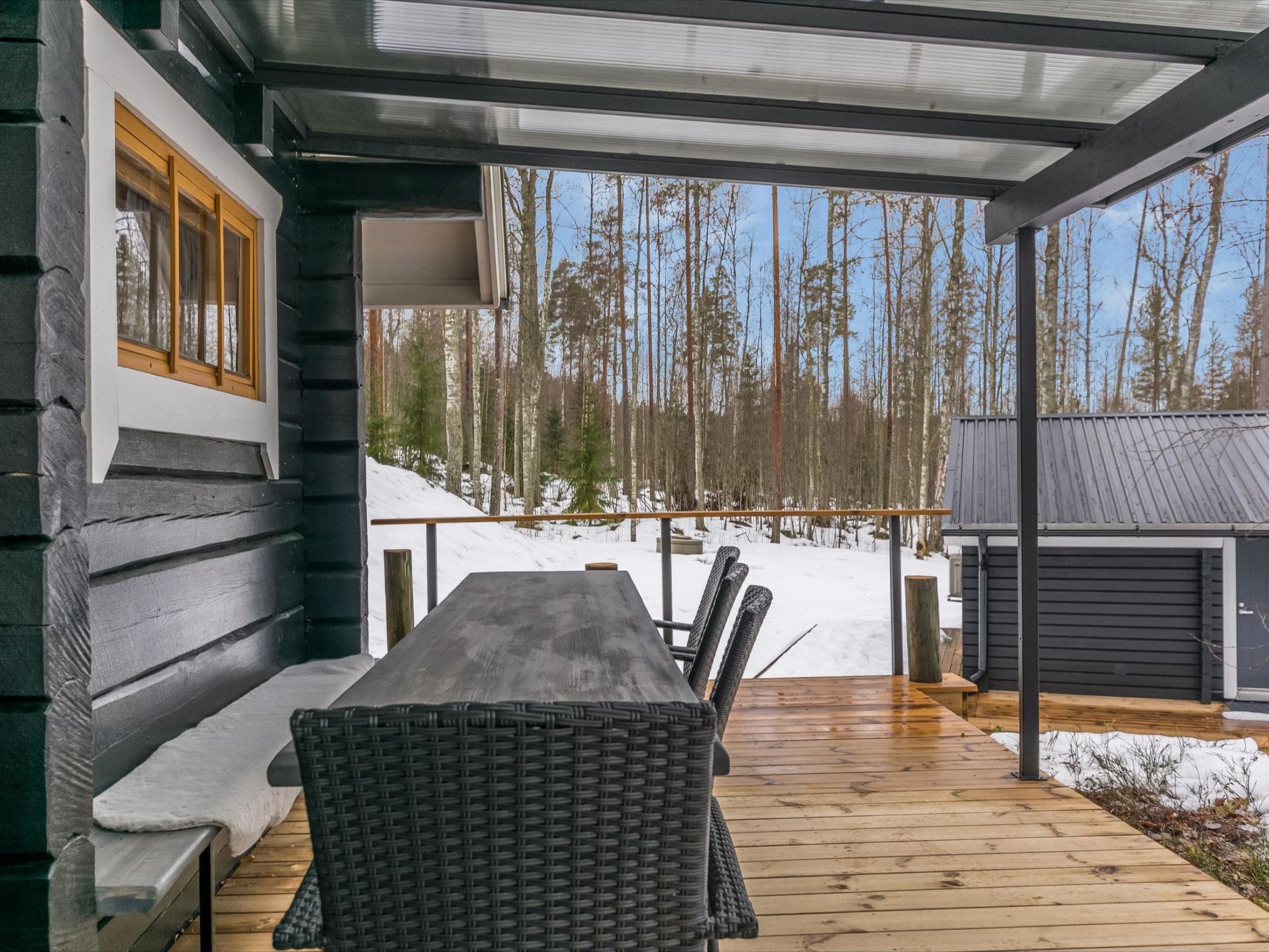 Villa tintinmaja-Inside