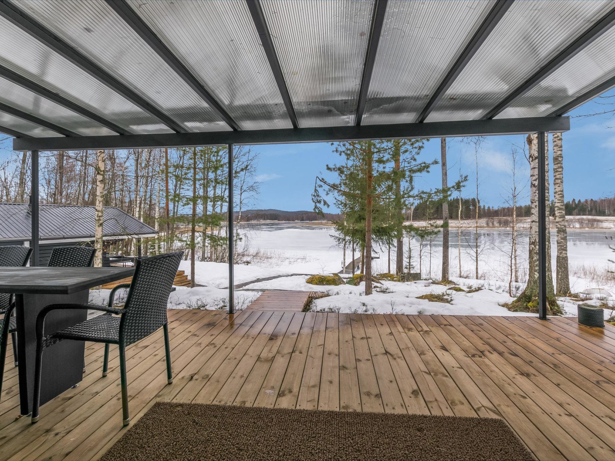 Villa tintinmaja-Inside