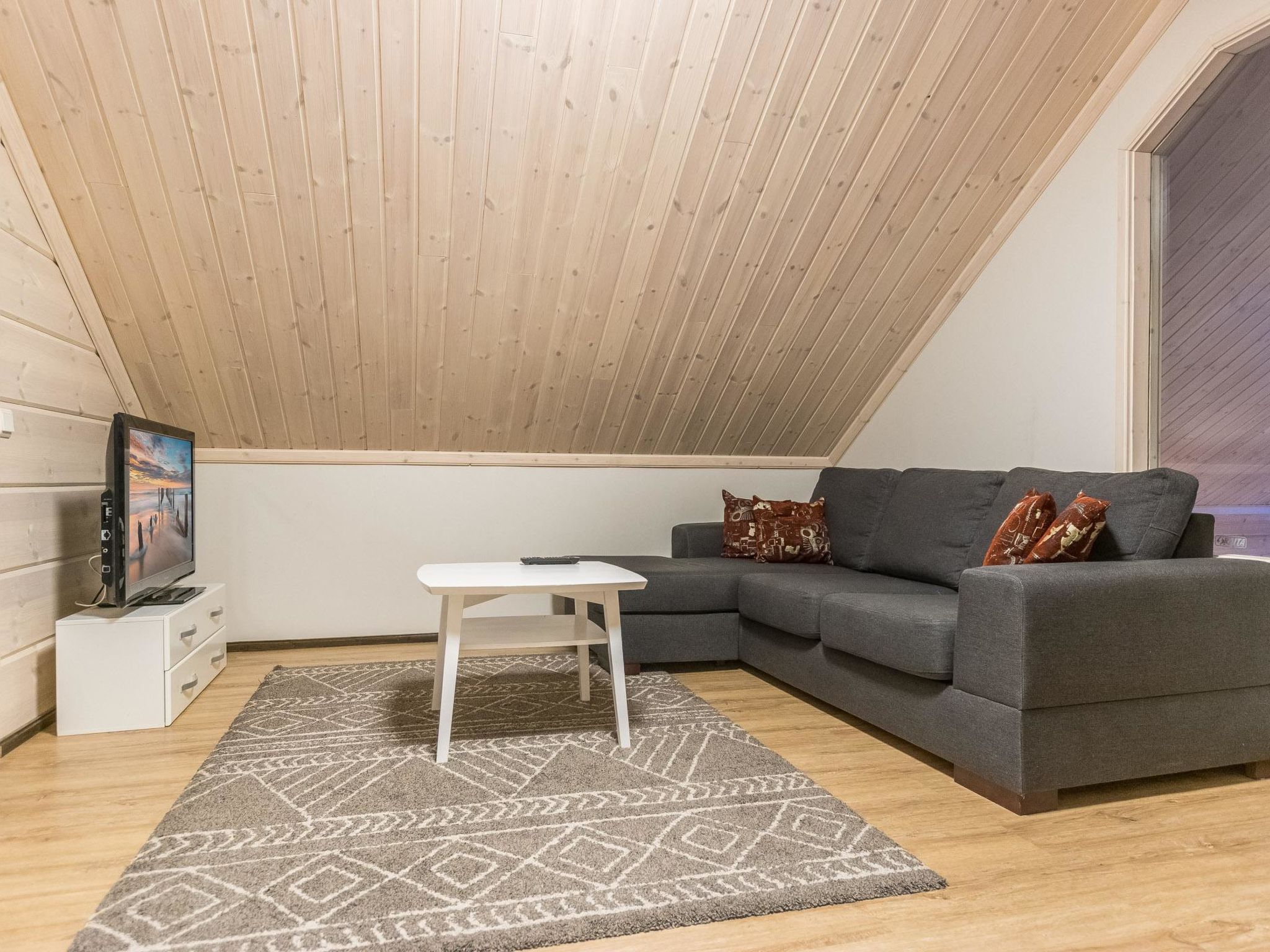 Sinisen tien helmi-Binnen