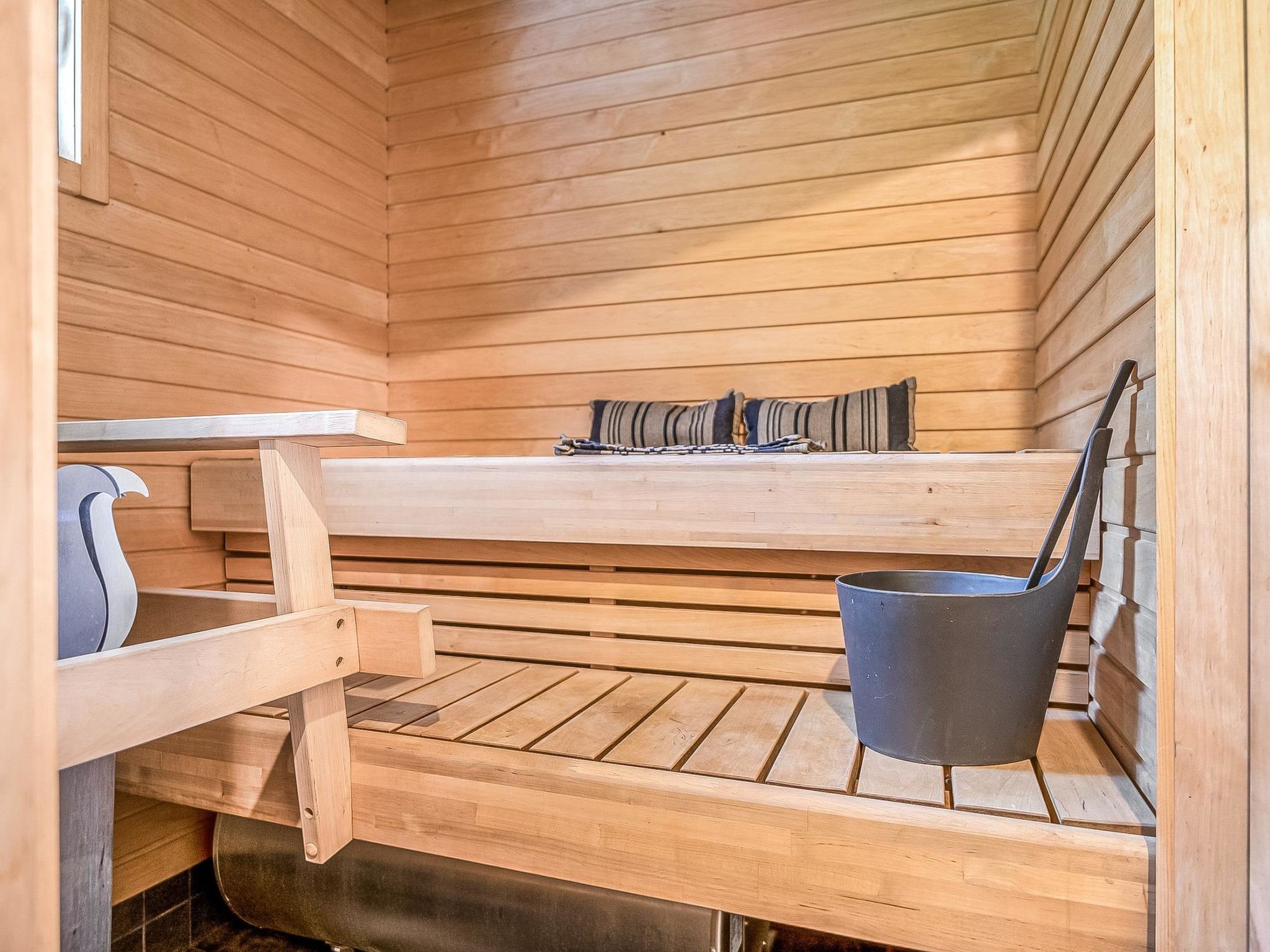 Himoksen keiju 1-Binnen