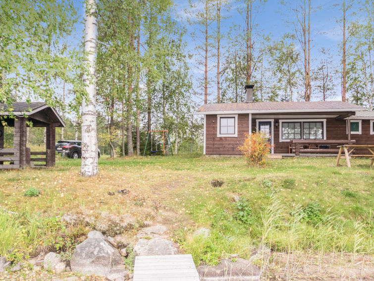 Aan het meer: Rustiek vakantiehuis Pihlaja in Petäjävesi in Petäjävesi