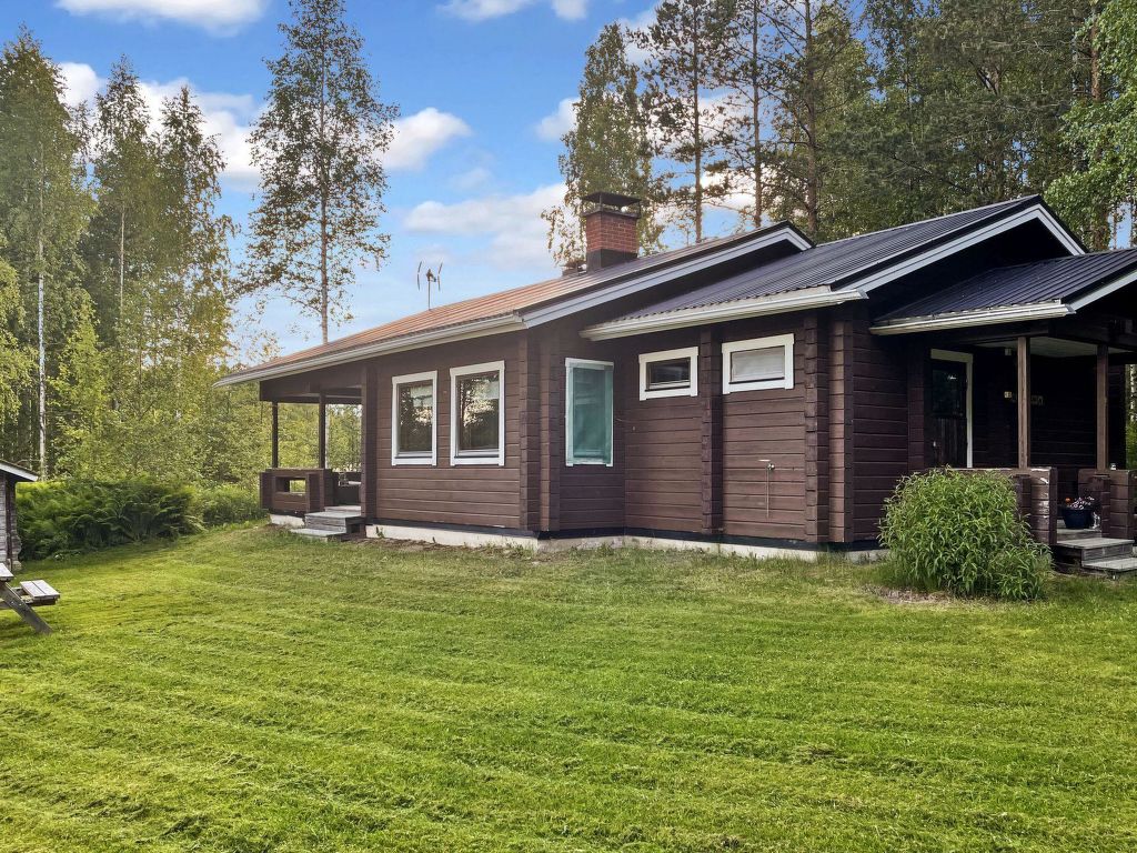 Huis Vakantiehuis Aurinkoranta in Petäjävesi, Finland