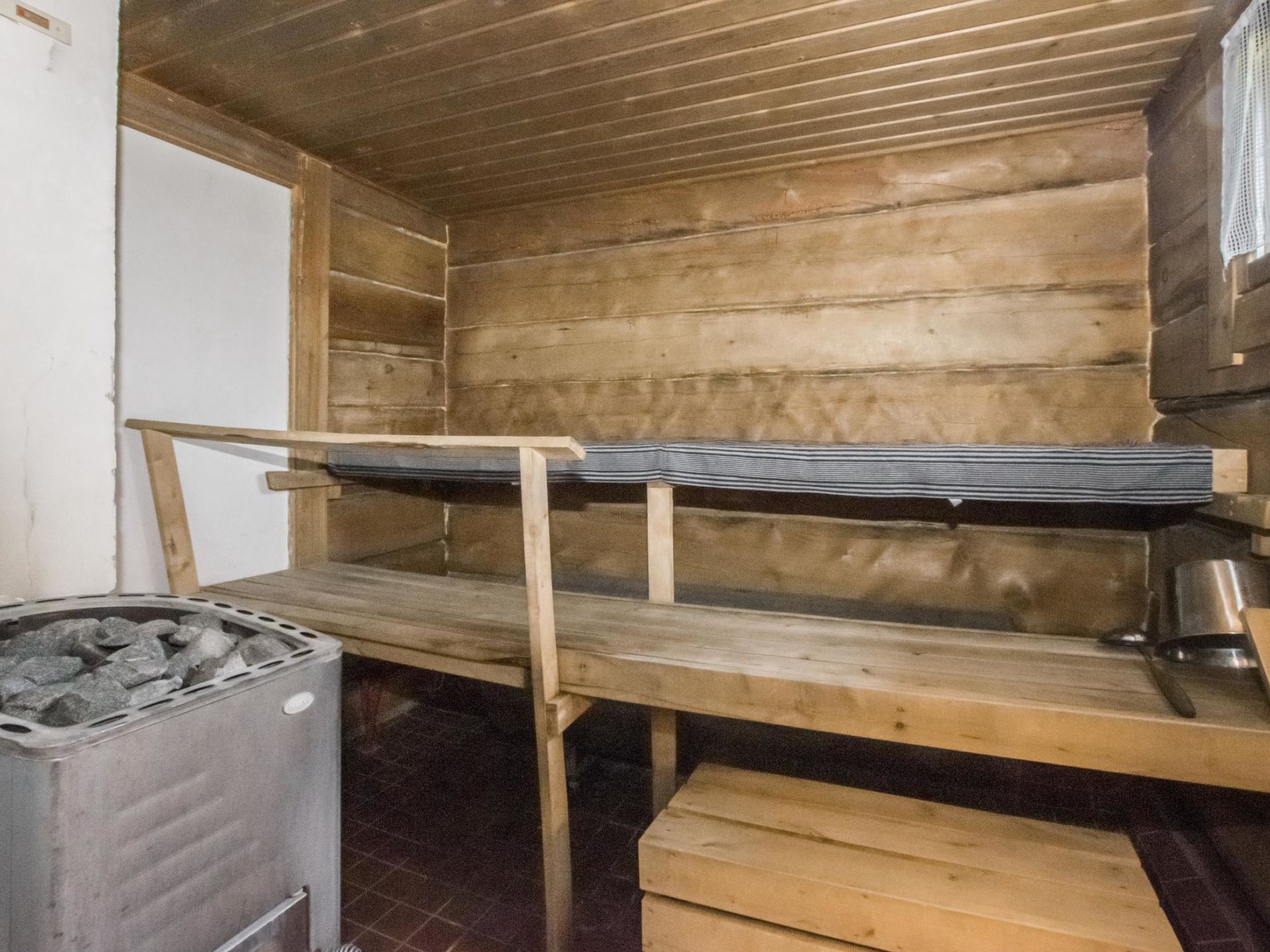 Karjalan kelohuvila-Binnen