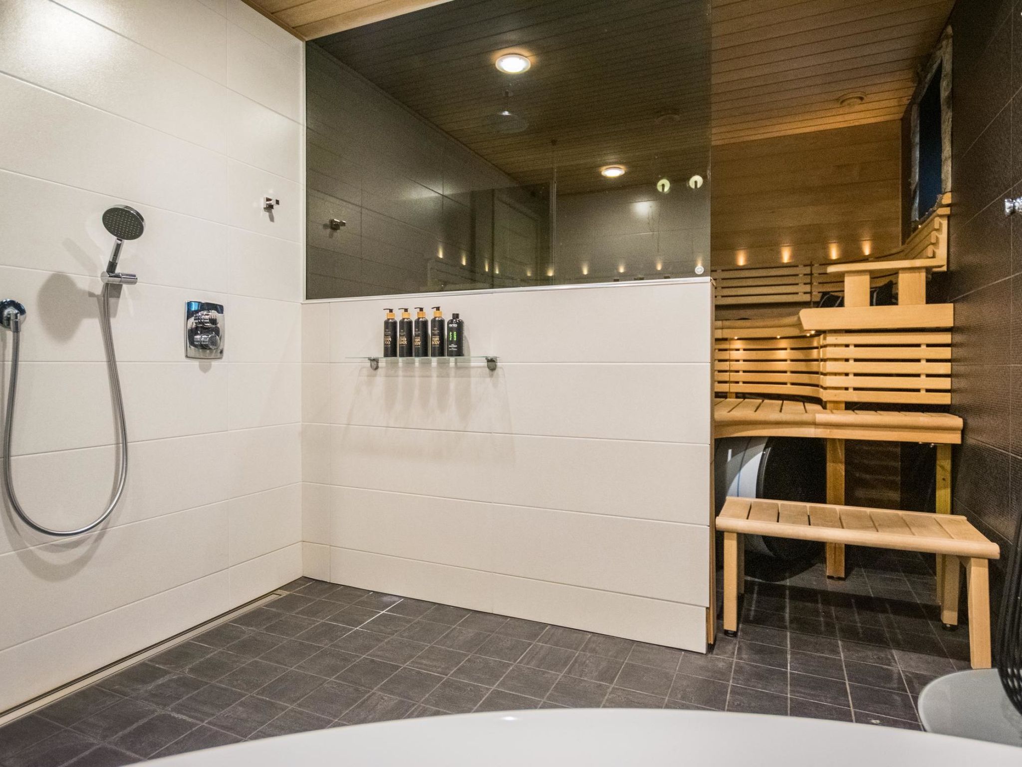 Mäntyranta lodge-Binnen