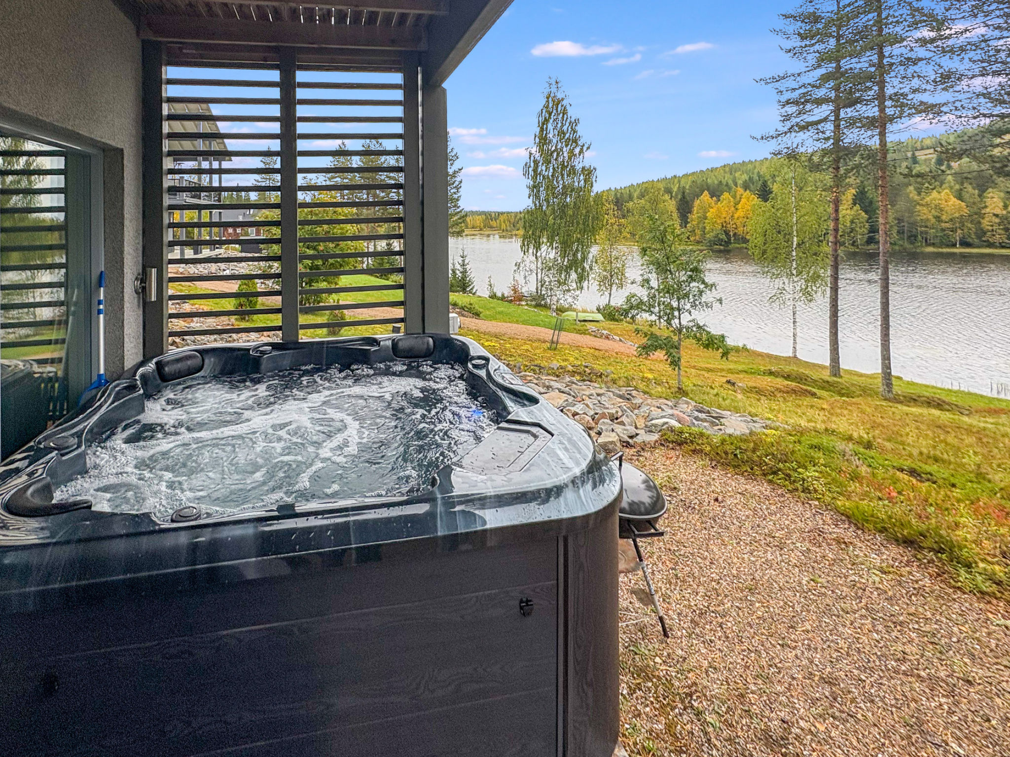 Villa ukkohalla-Binnen