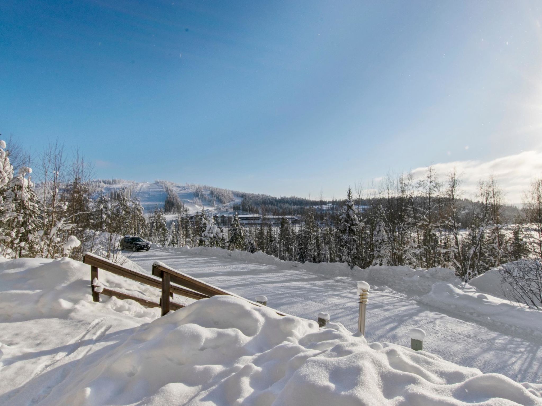 Hallan paroni a paritalo-Binnen