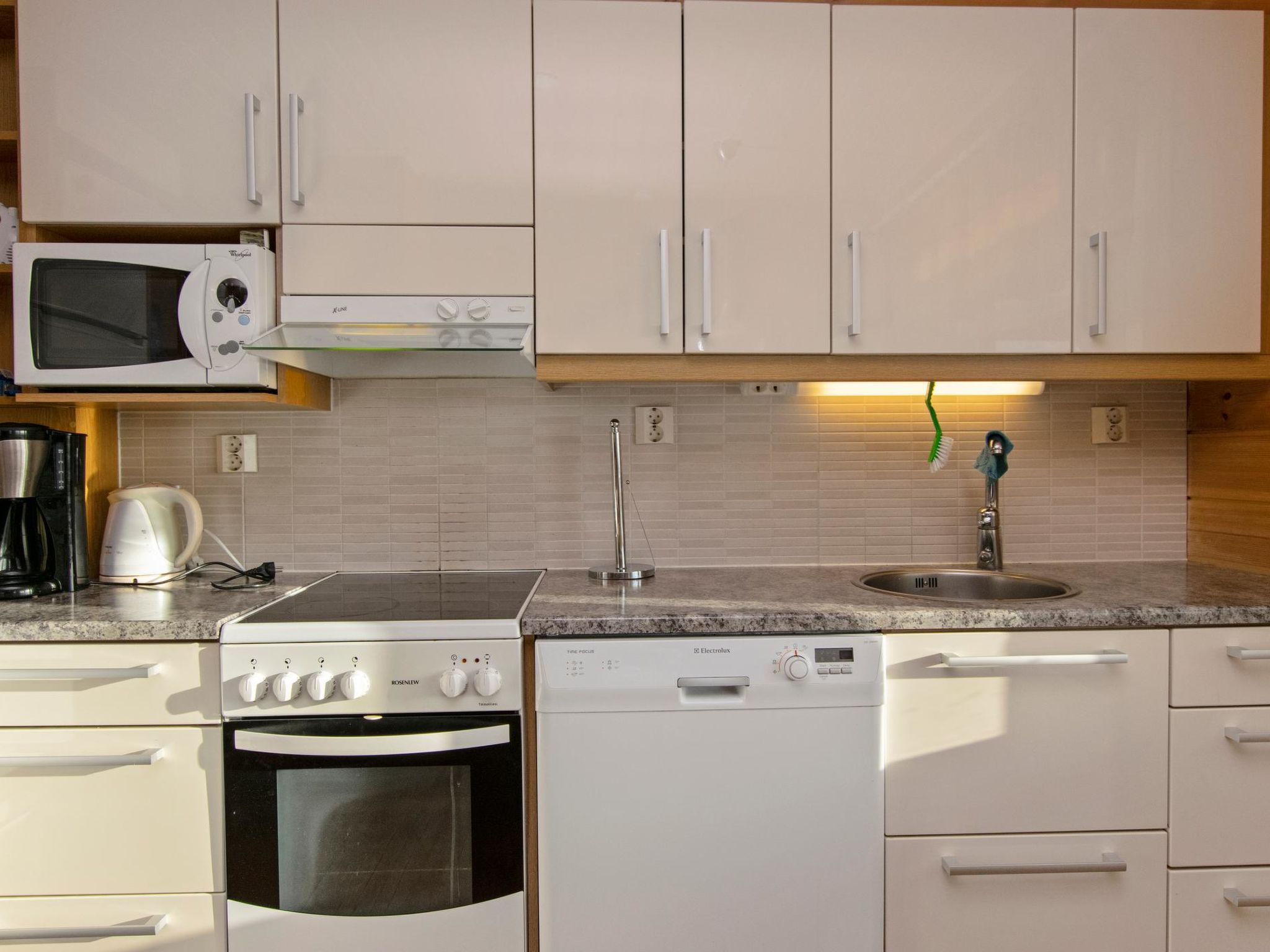 Hallan paroni a paritalo-Binnen