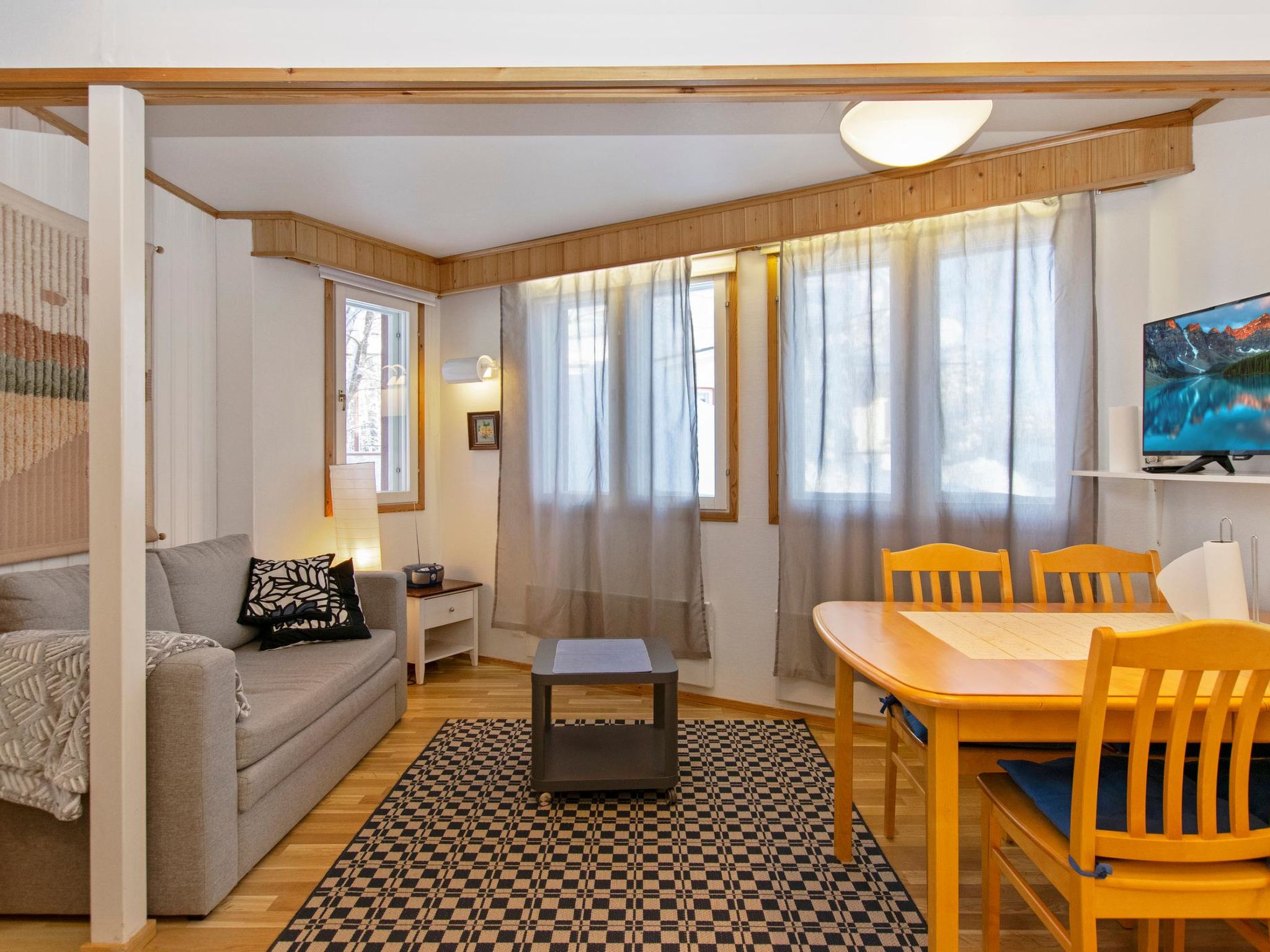 Hallantytär a2 paritalo-Binnen