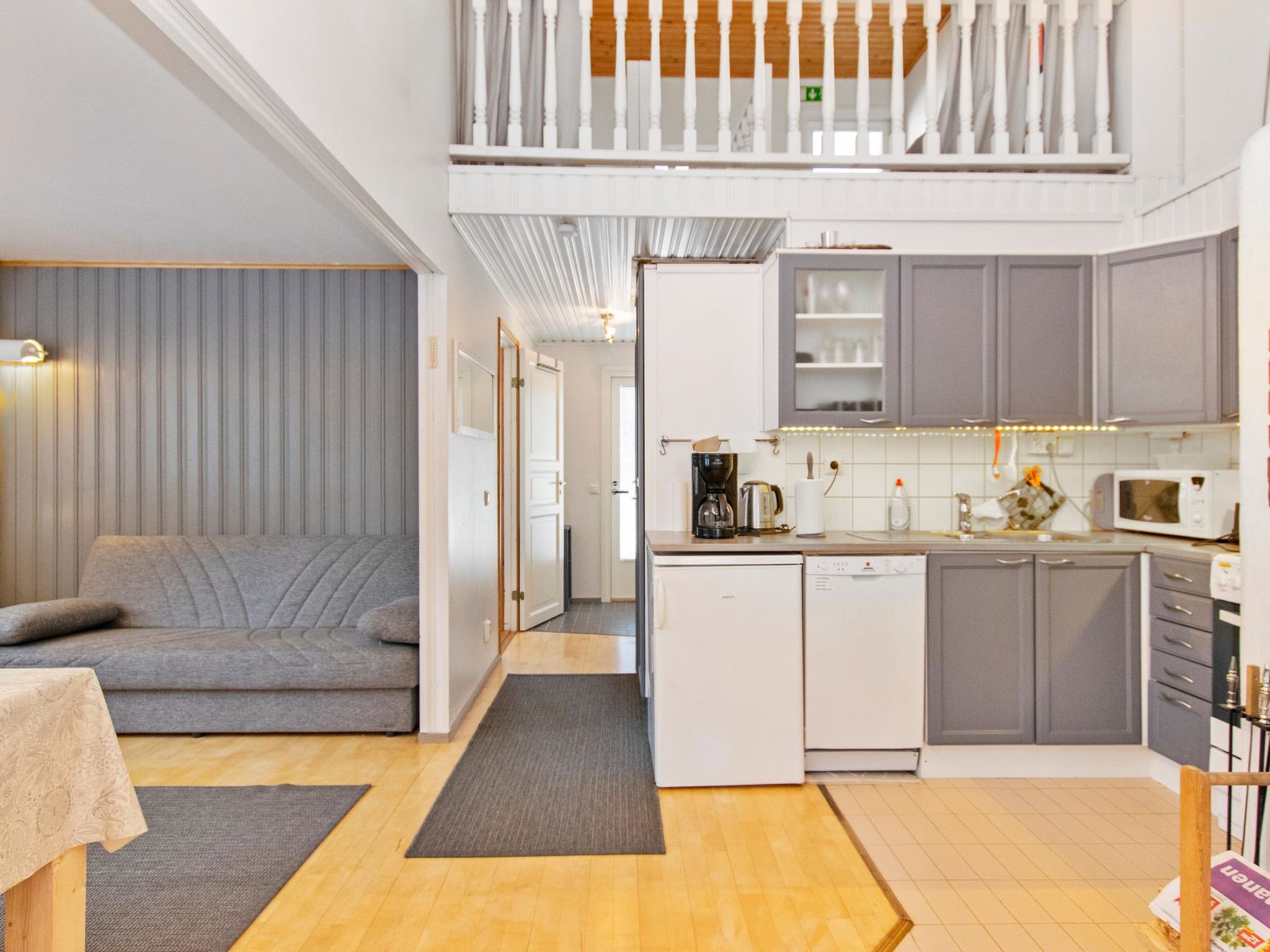 Hallantytär b3 paritalo-Binnen