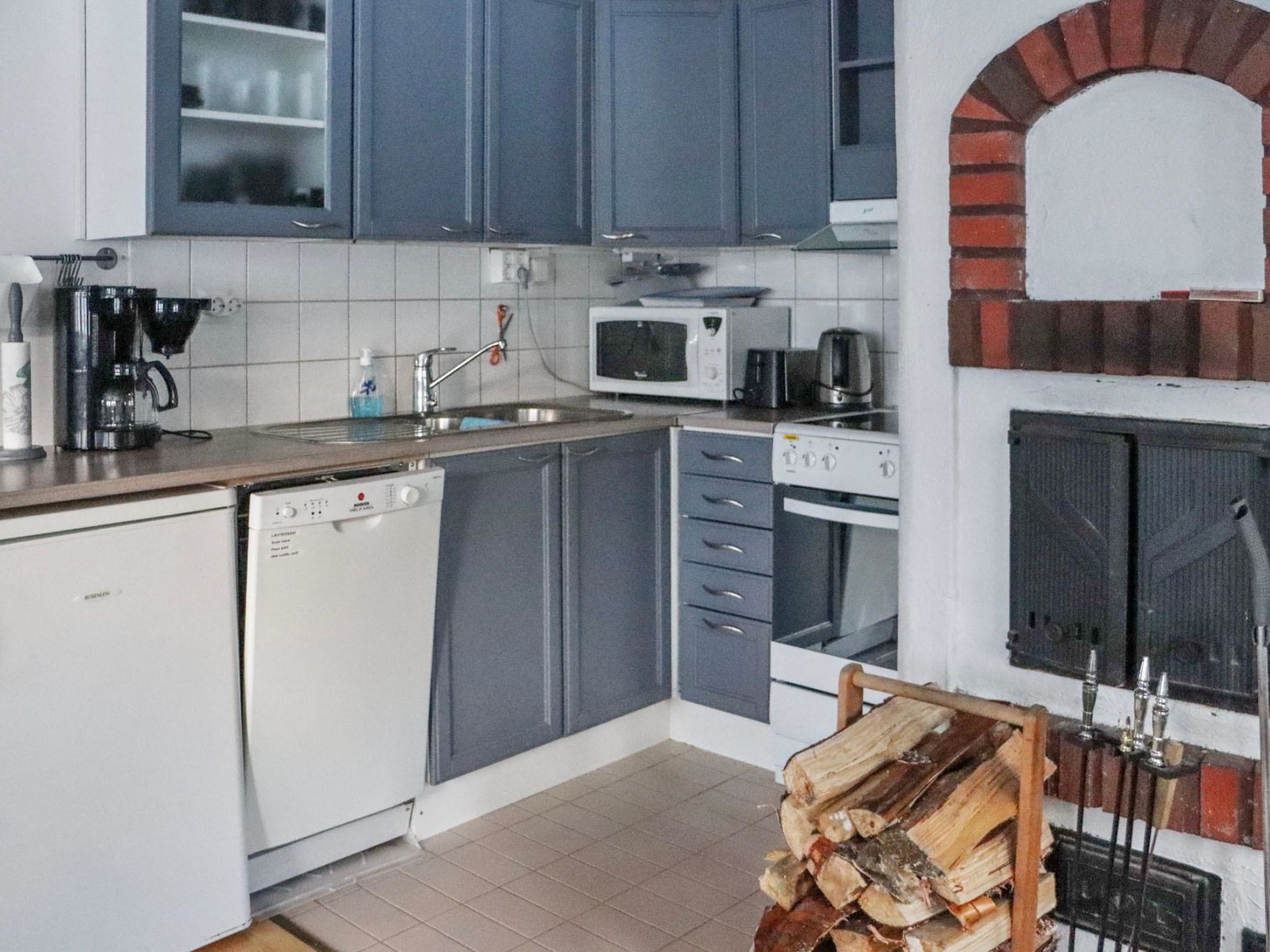 Hallantytär b3 paritalo-Binnen