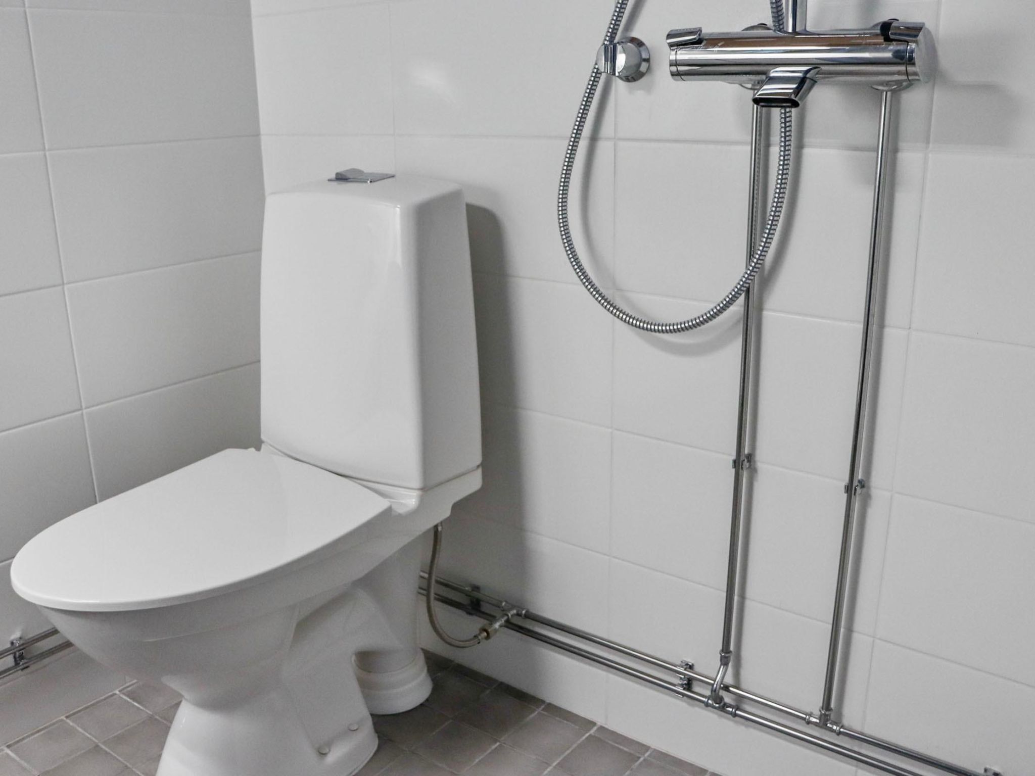 Hallantytär b3 paritalo-Binnen