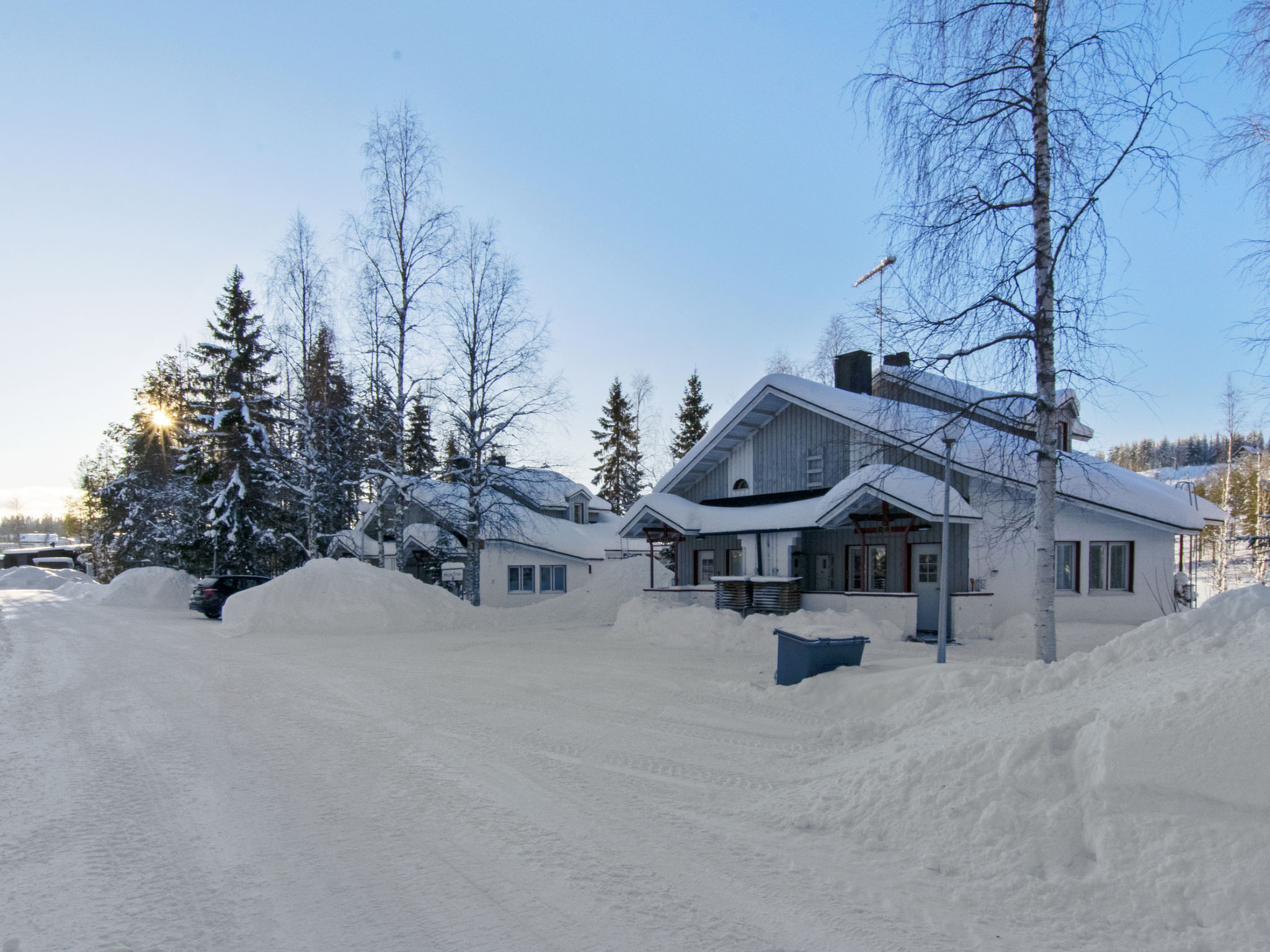 Hallantytär b3 paritalo