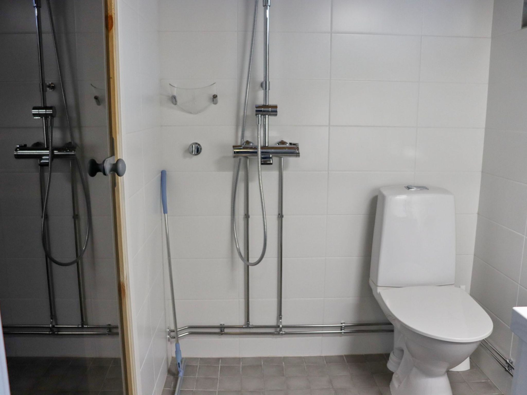 Hallantytär b4 paritalo-Binnen