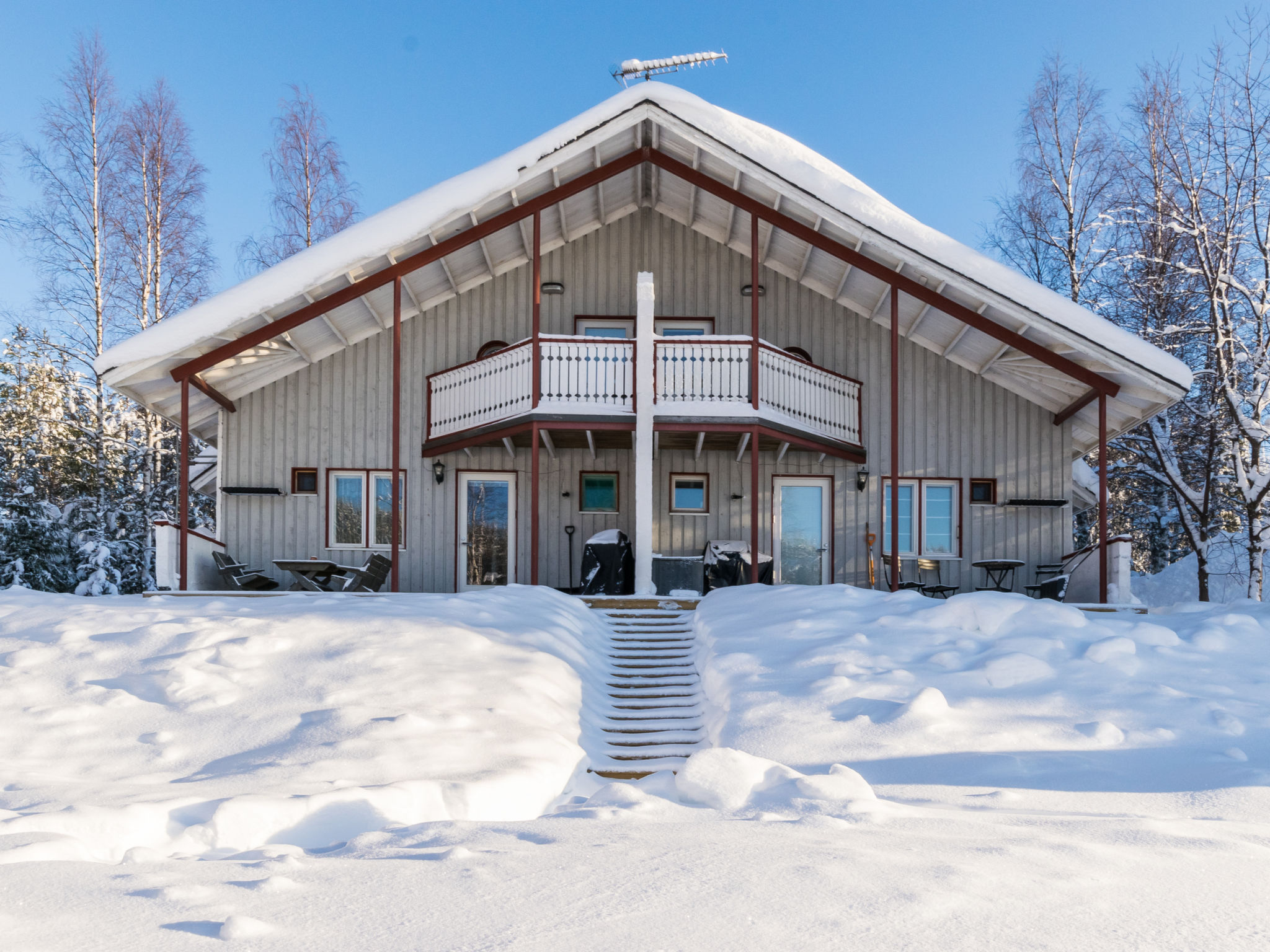 Hallantytär b4 paritalo - Binnen