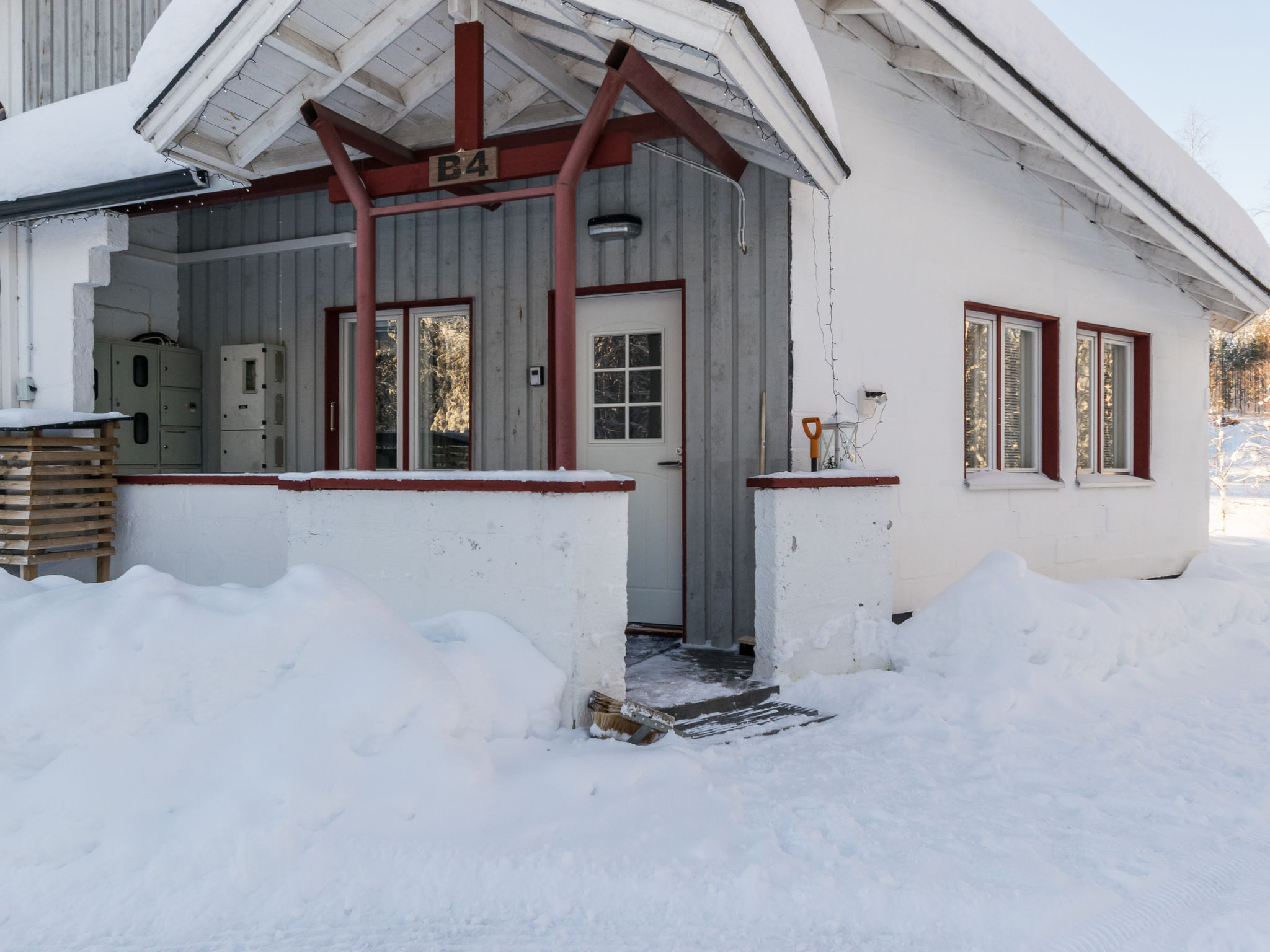 Hallantytär b4 paritalo - Binnen