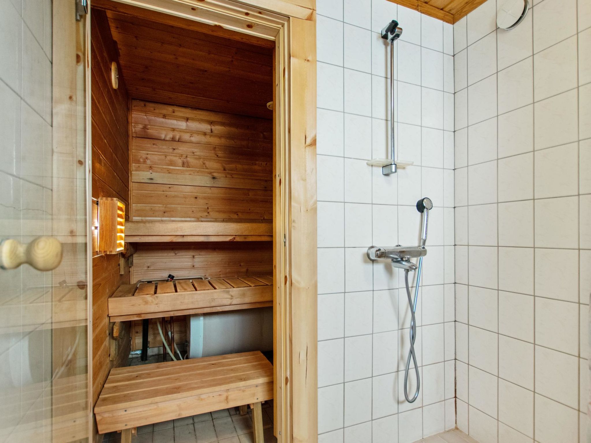 Alppimaja b paritalo-Binnen